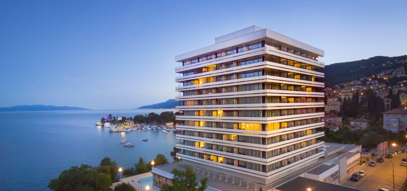 hotel ambasador opatija parking